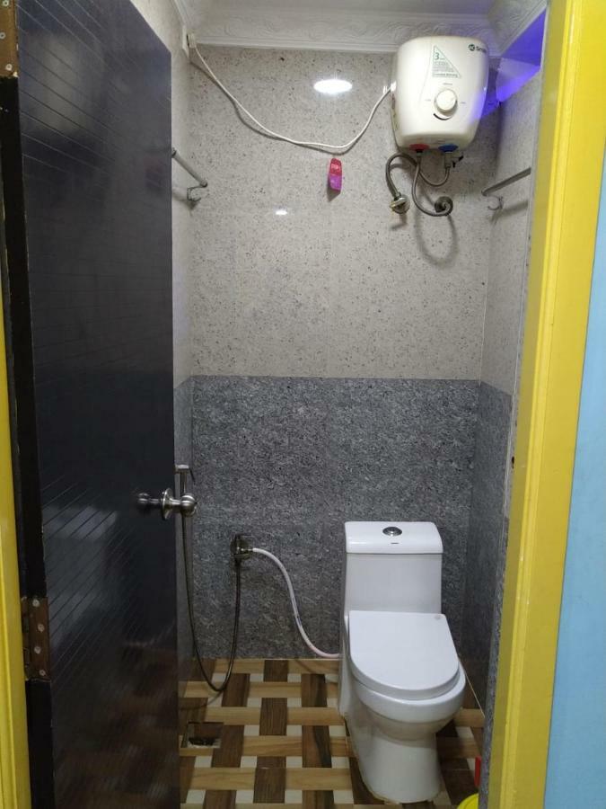 Gayathri Stay Kanchipuram Zewnętrze zdjęcie